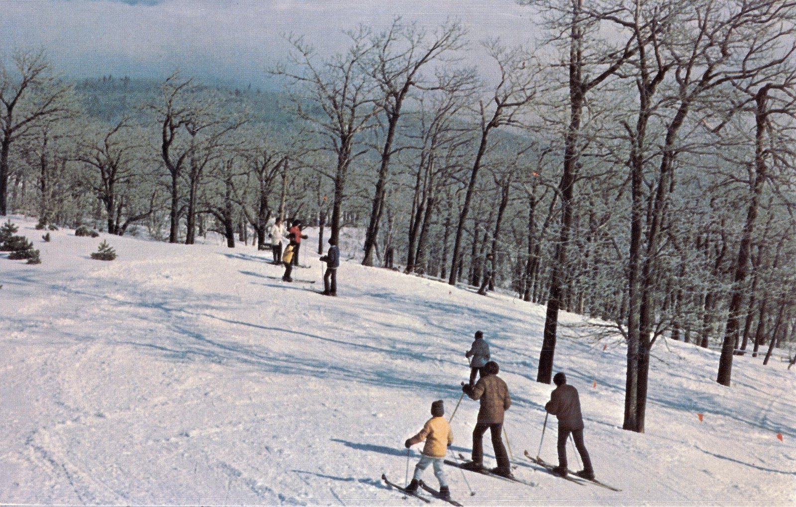 Why These Lost Resorts Still Matter (image credits: wikimedia)
