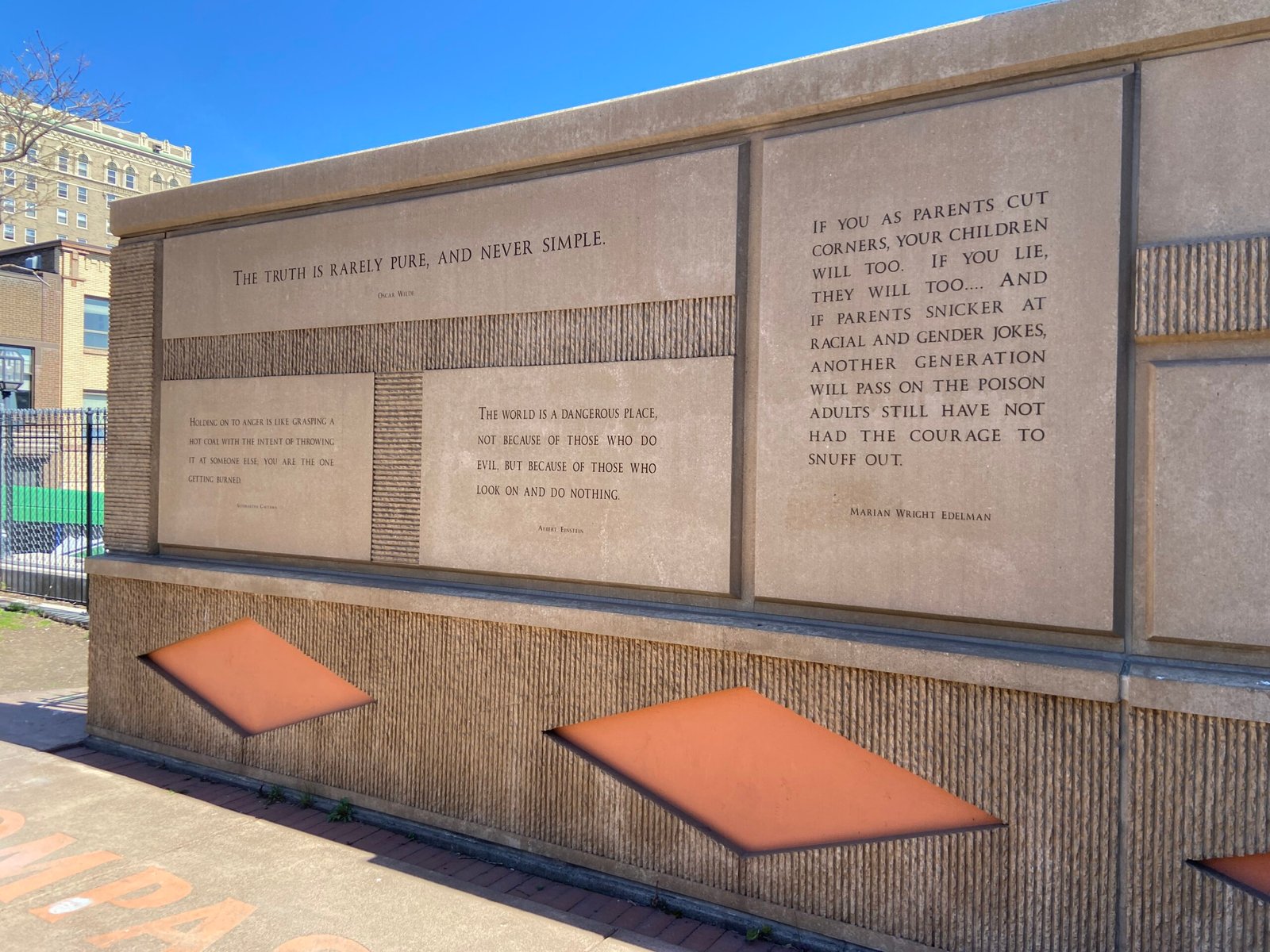 Remembering the Victims: Memorials and Sacred Ground (image credits: wikimedia)