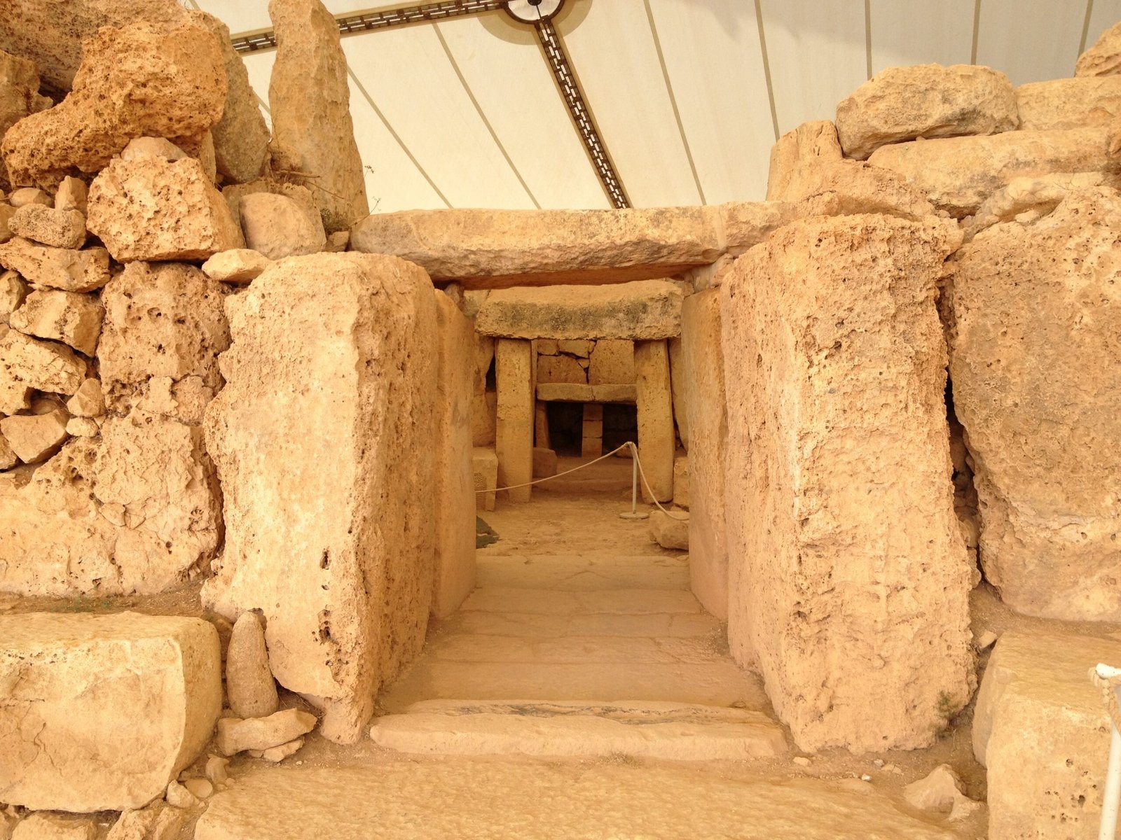 Engineering Feats That Defy Time (image credits: wikimedia)