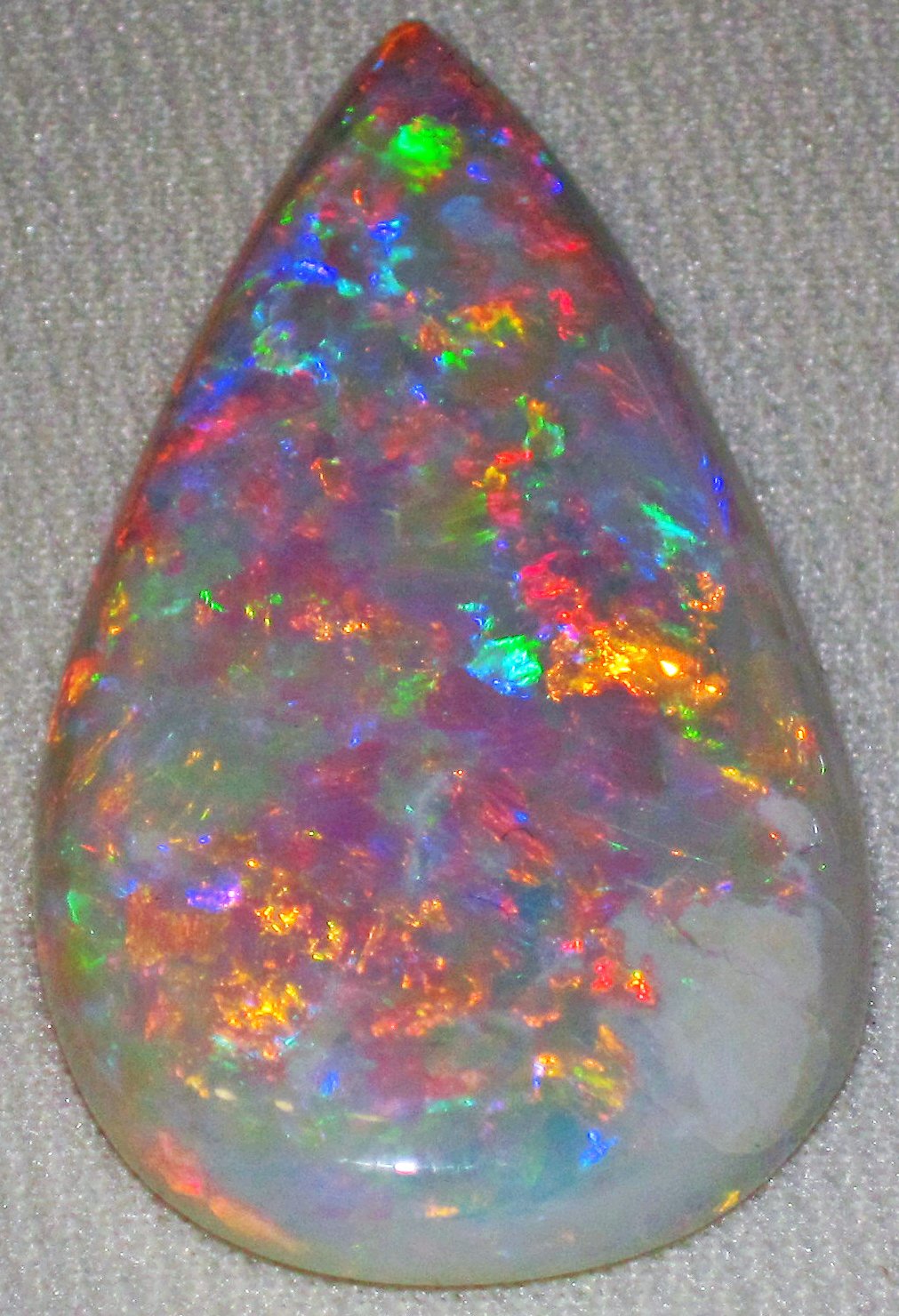 What Makes Opal So Special? (image credits: wikimedia)
