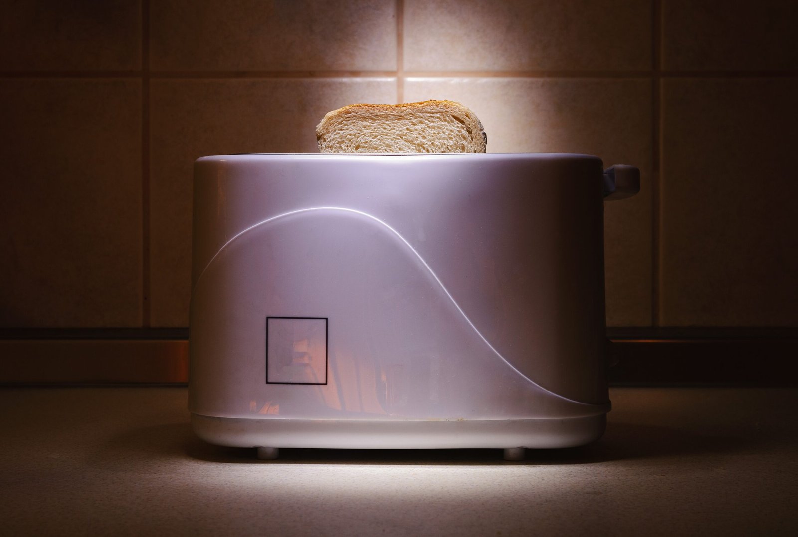 The Toaster: Unsung Hero of the Kitchen (image credits: wikimedia)