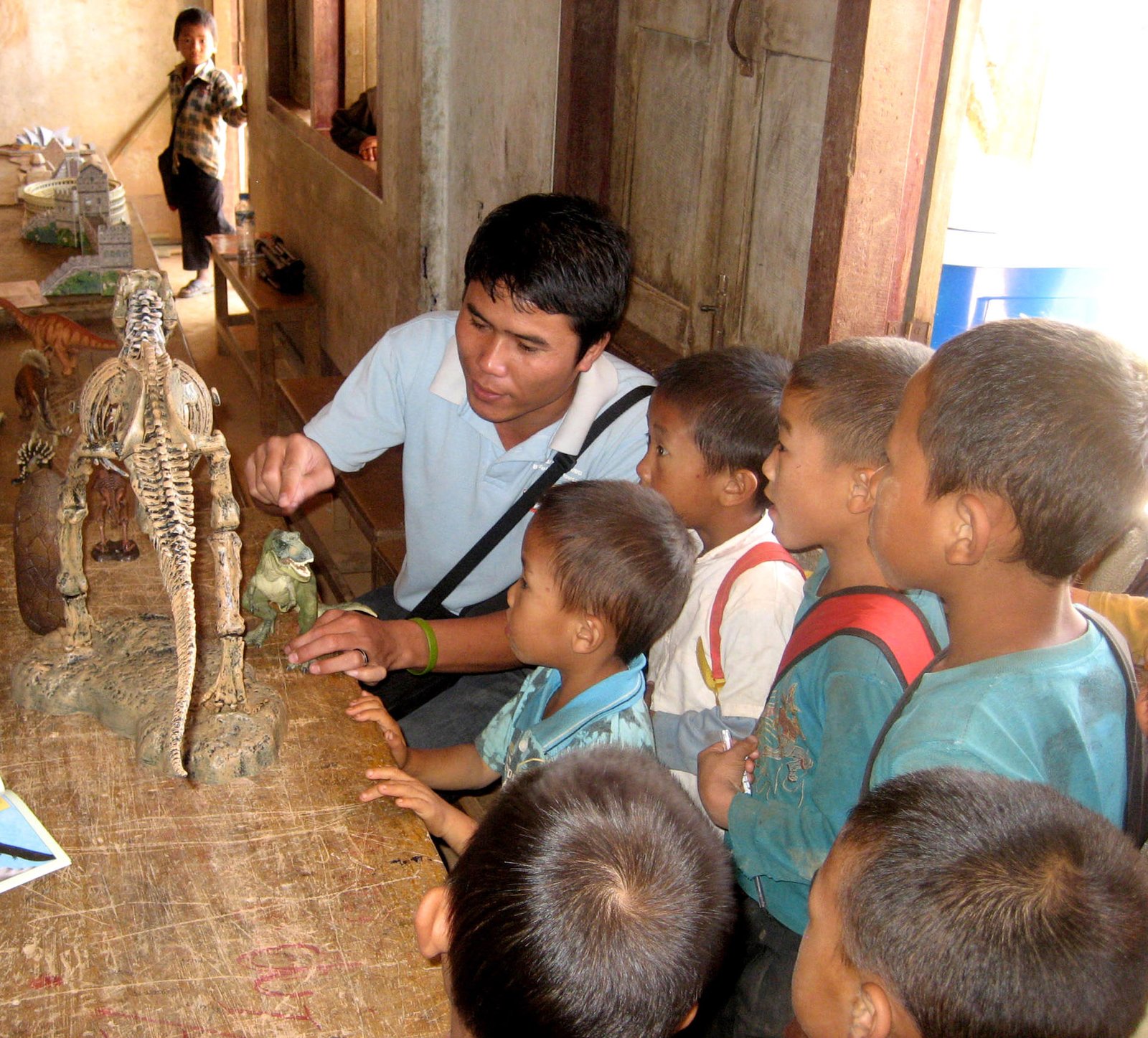 Inspiring the Next Generation of Scientists (image credits: wikimedia)