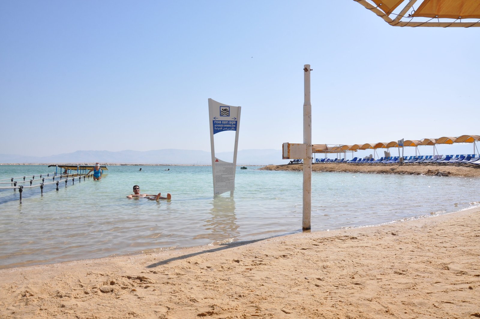 What Happens to Your Body in Such Salty Water? (image credits: wikimedia)