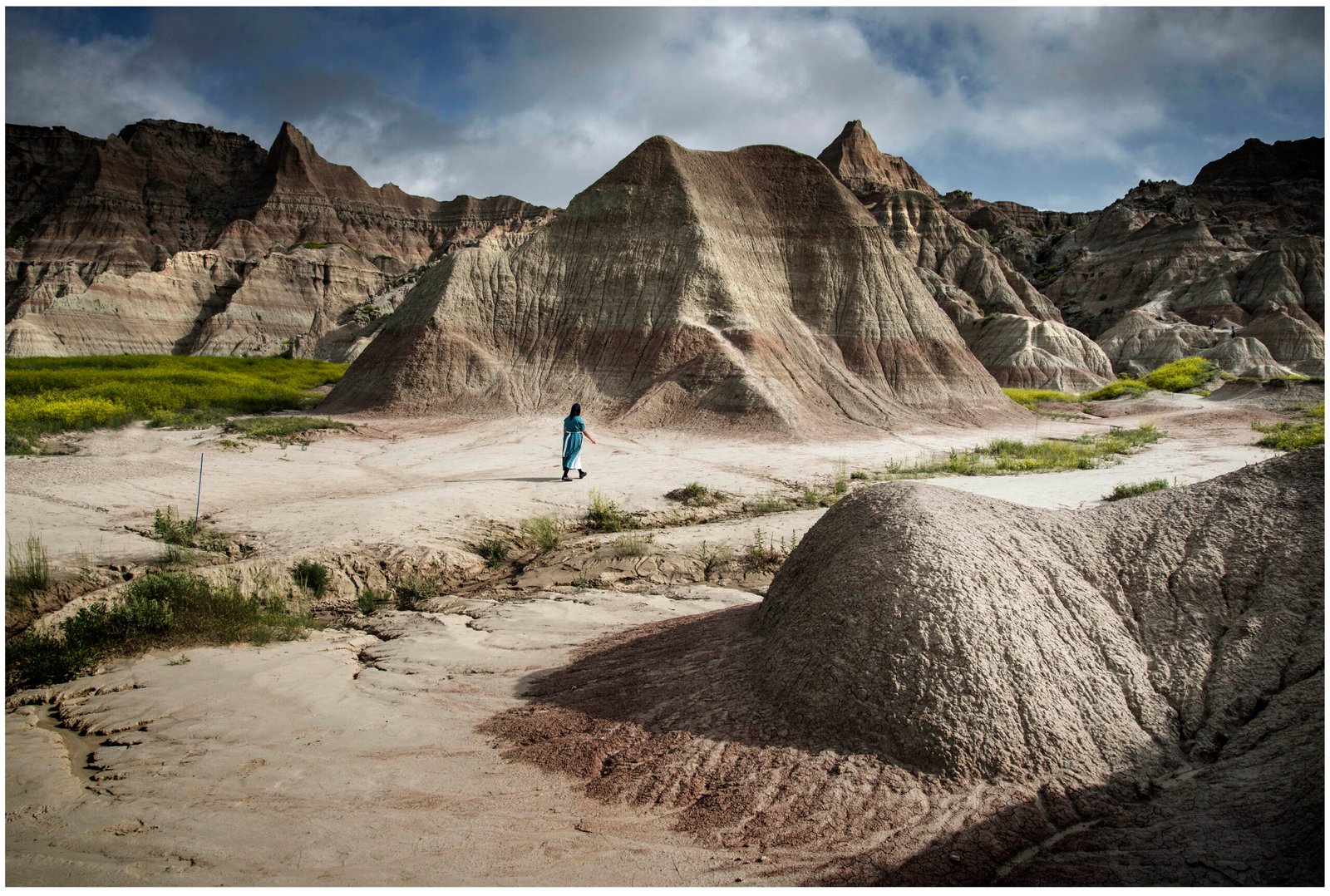 Why Are the Badlands So Fossil-Rich? (image credits: wikimedia)