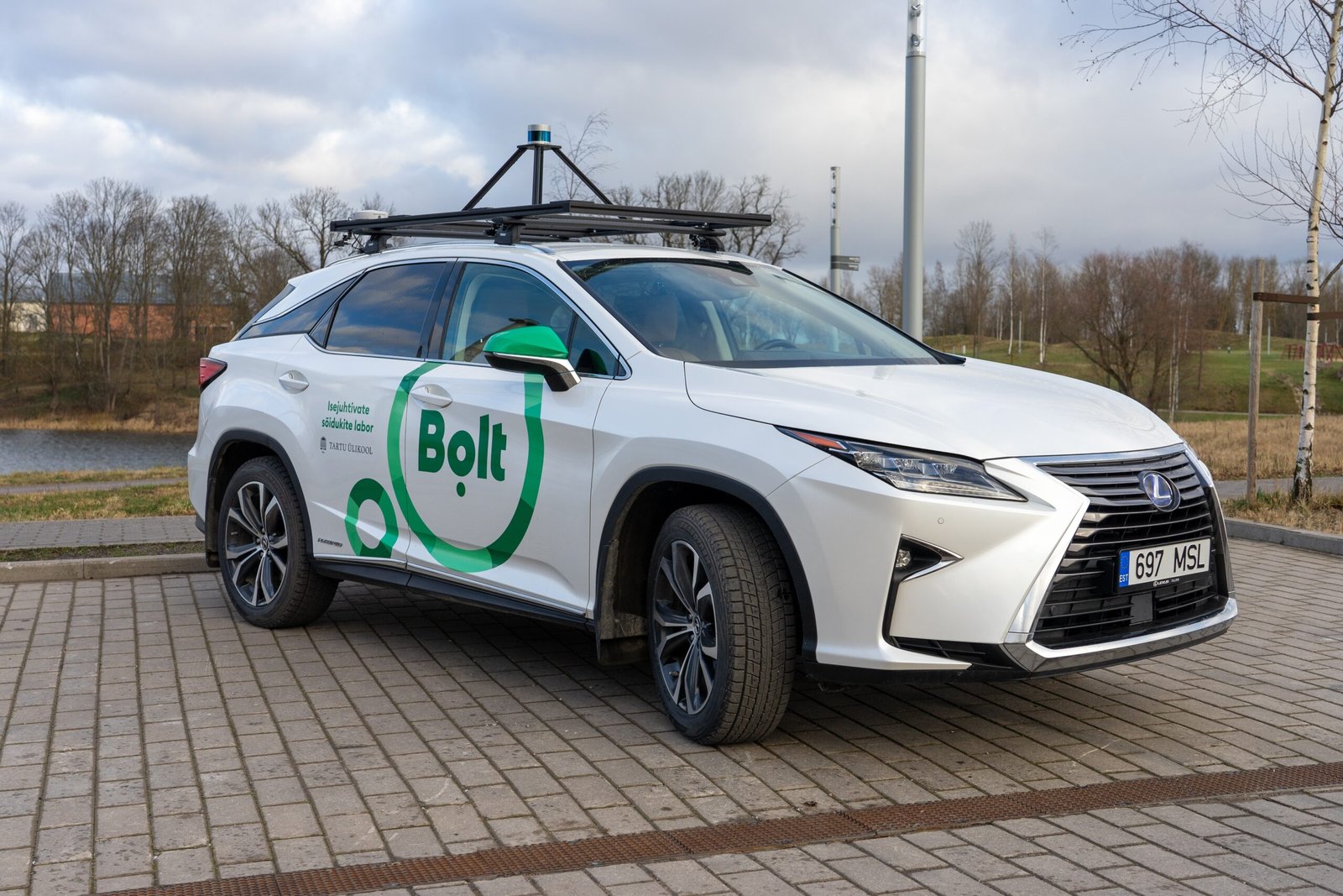 Autonomous Vehicles: The Road to the Future (image credits: wikimedia)