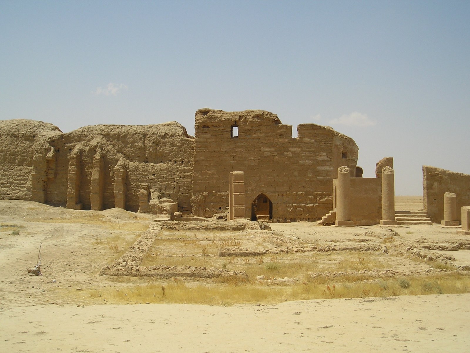 The World of Mesopotamia: A Landscape of Rivers and Ruins (image credits: wikimedia)