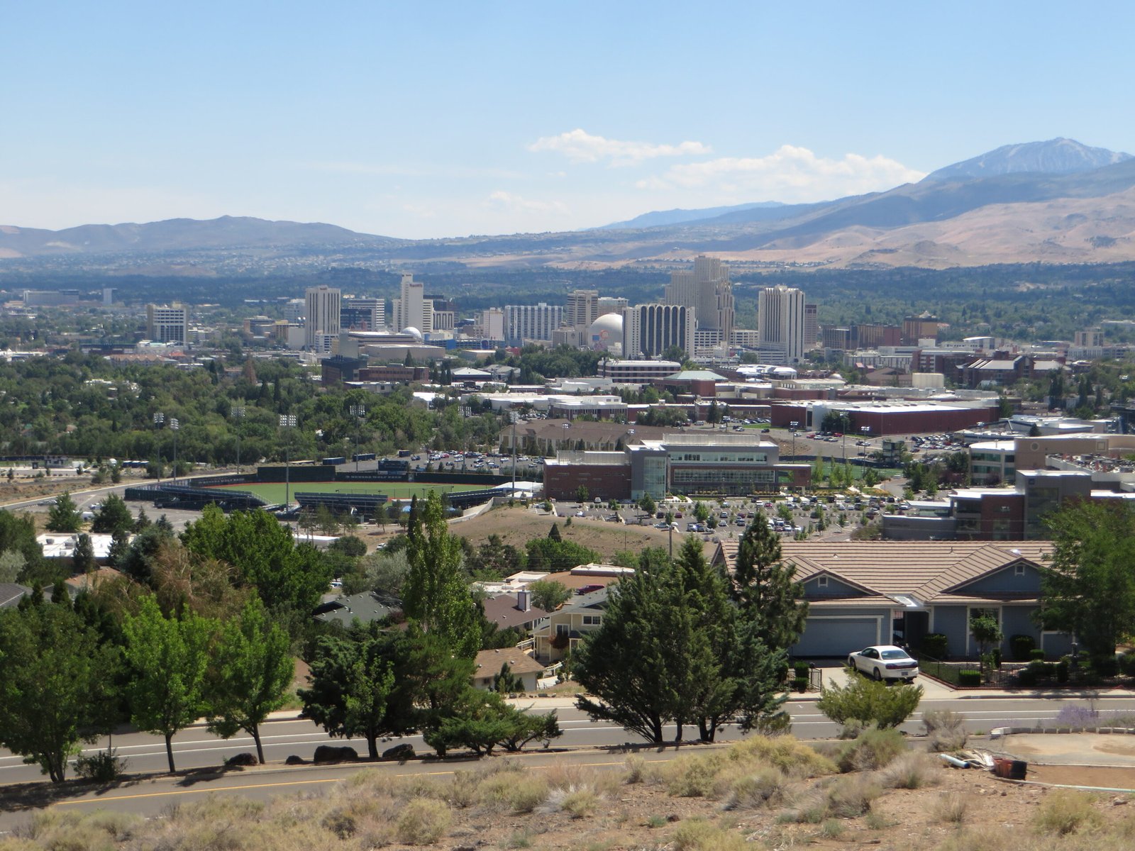 Las Vegas: A City on the Rise (image credits: wikimedia)
