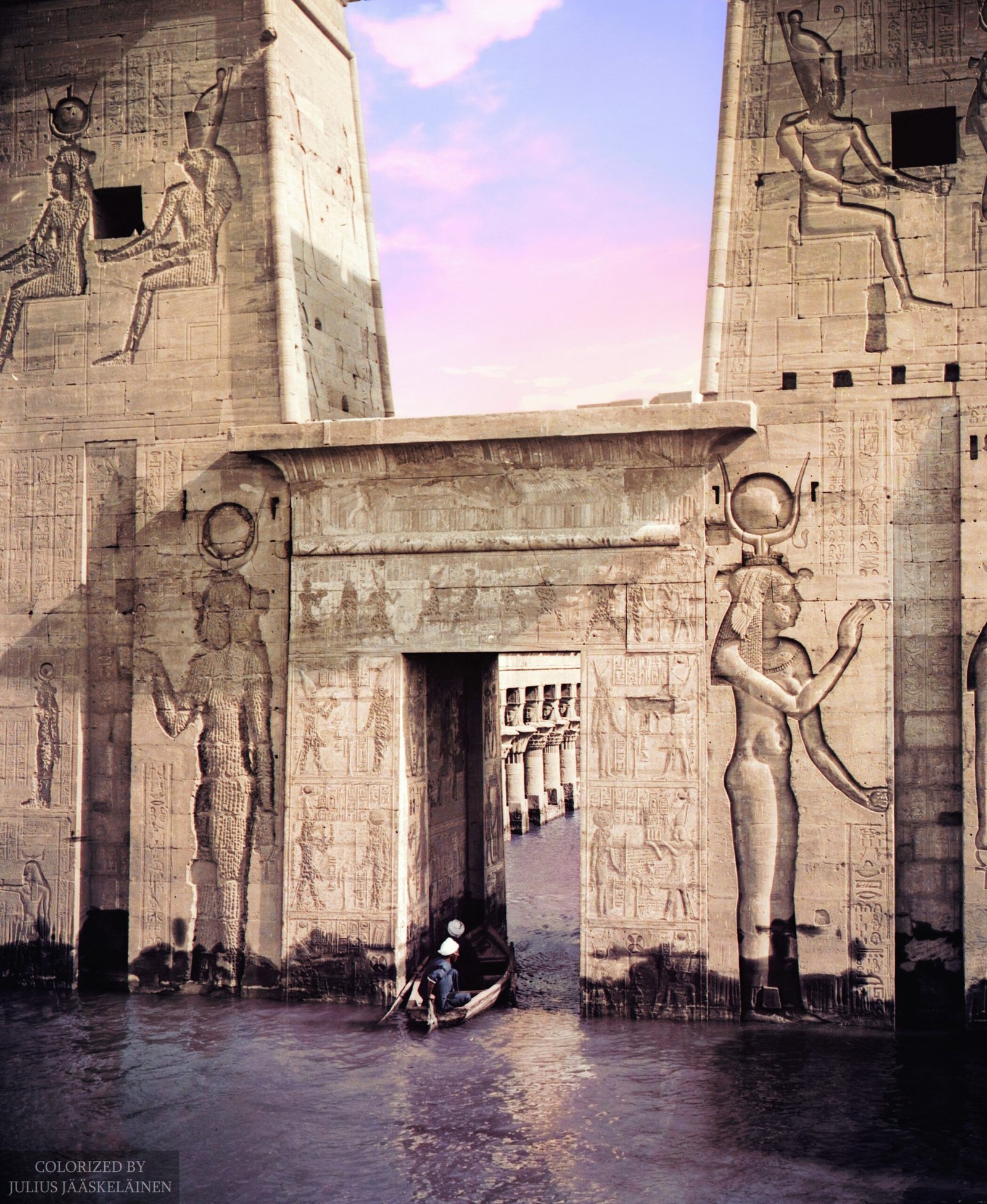 The Drowned Temples of Egypt’s Thonis-Heracleion (image credits: wikimedia)