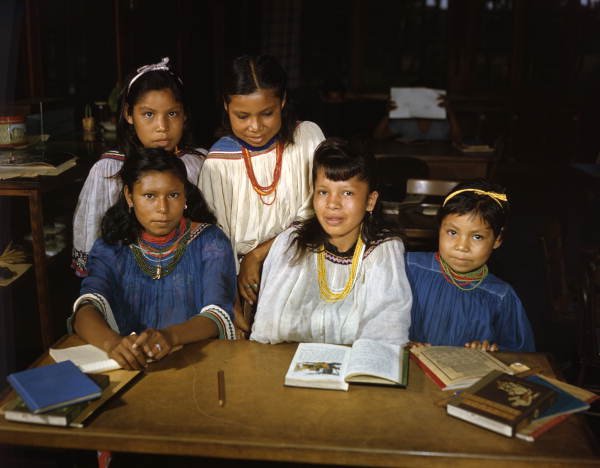 Education and Outreach: Inspiring the Next Generation (image credits: wikimedia)