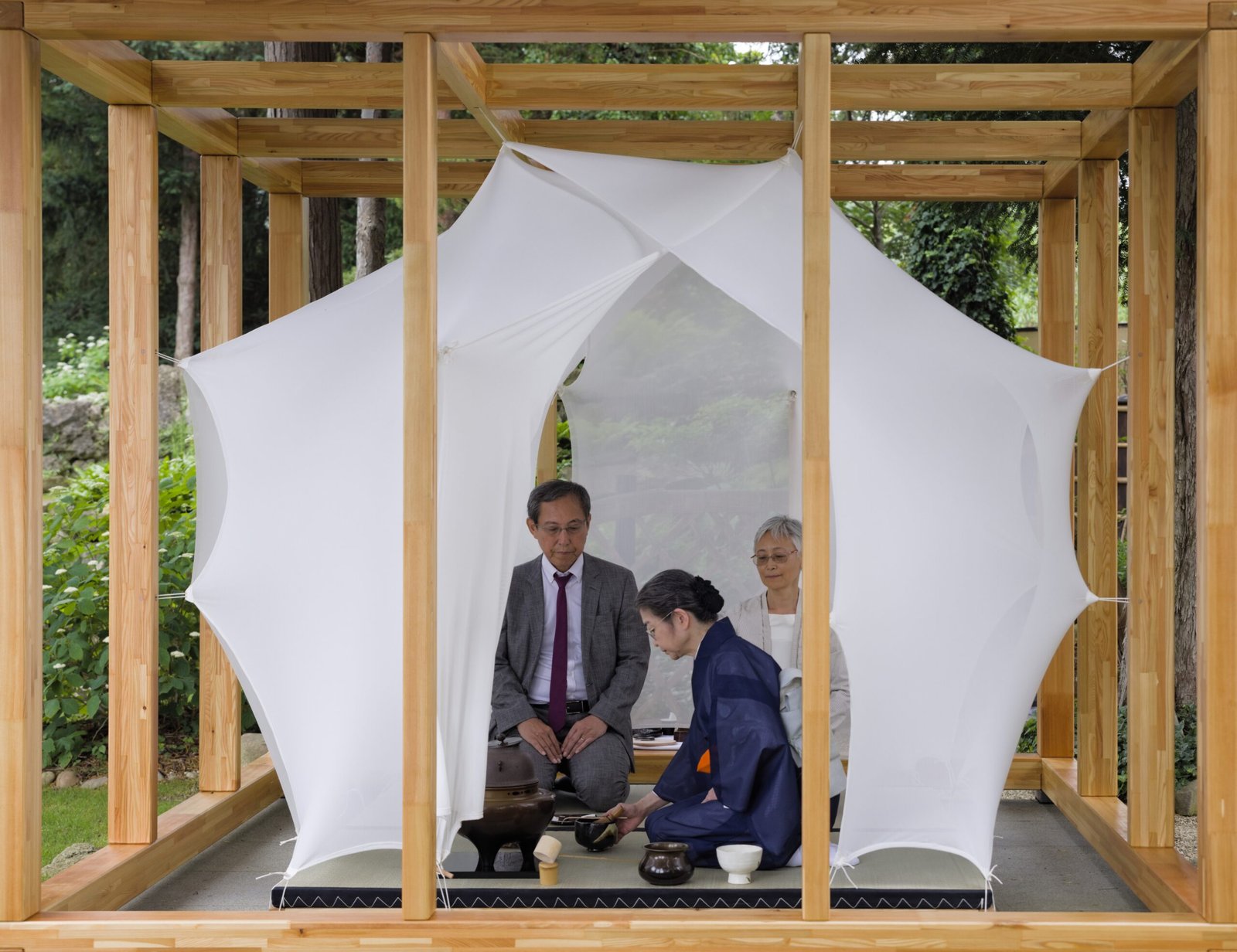 The Social Bond: Tea as Community Builder (image credits: wikimedia)