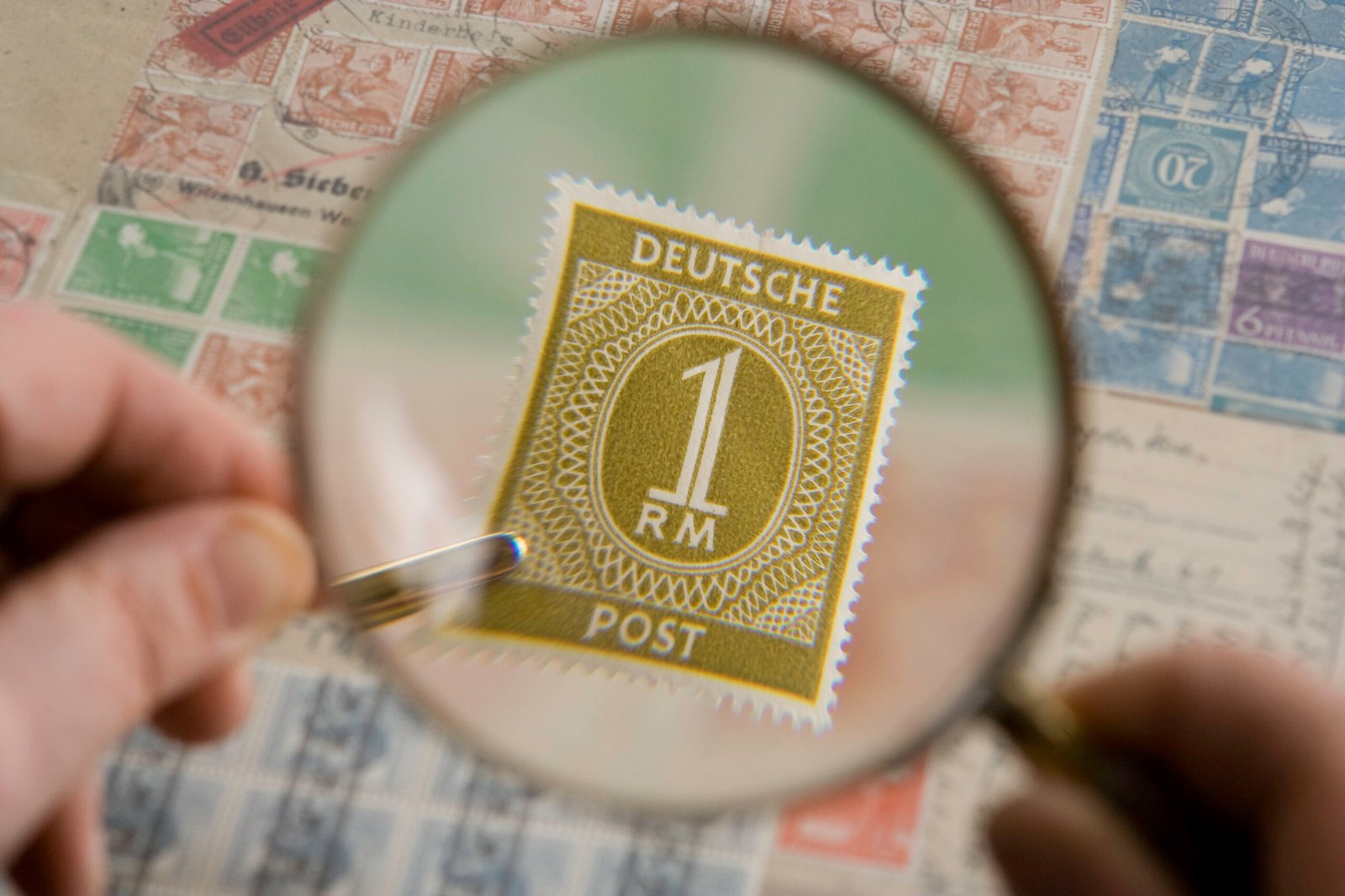 Carrying the Torch: Becoming Modern-Day Detectives (image credits: wikimedia)