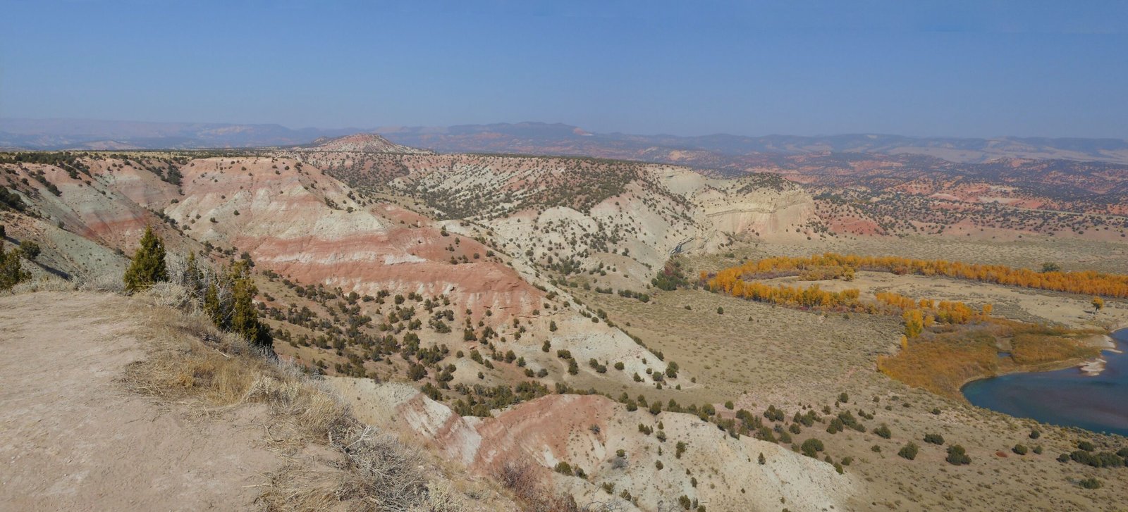 A Land Trapped in Time: The Hațeg Basin Unveiled (image credits: wikimedia)