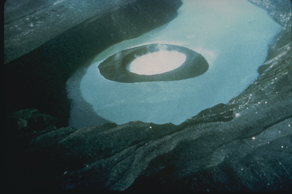 The Baby Volcano: Main Crater’s Hidden Gem (image credits: wikimedia)