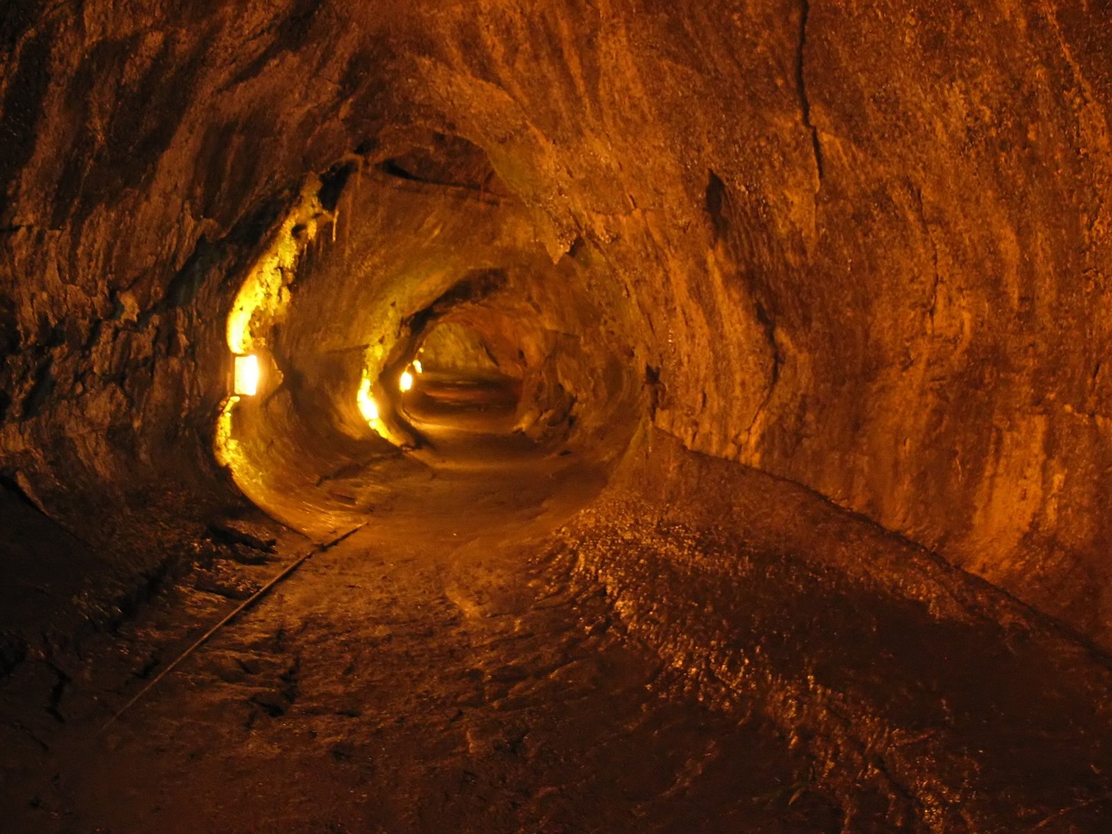 What We’ve Learned About Volcanic History (image credits: wikimedia)