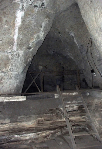 Modern Science Meets Ancient Mystery (image credits: wikimedia)