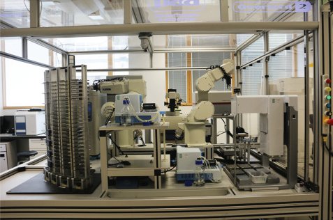 The Current State: Where Is AI Already Replacing Human Labor? (image credits: wikimedia)
