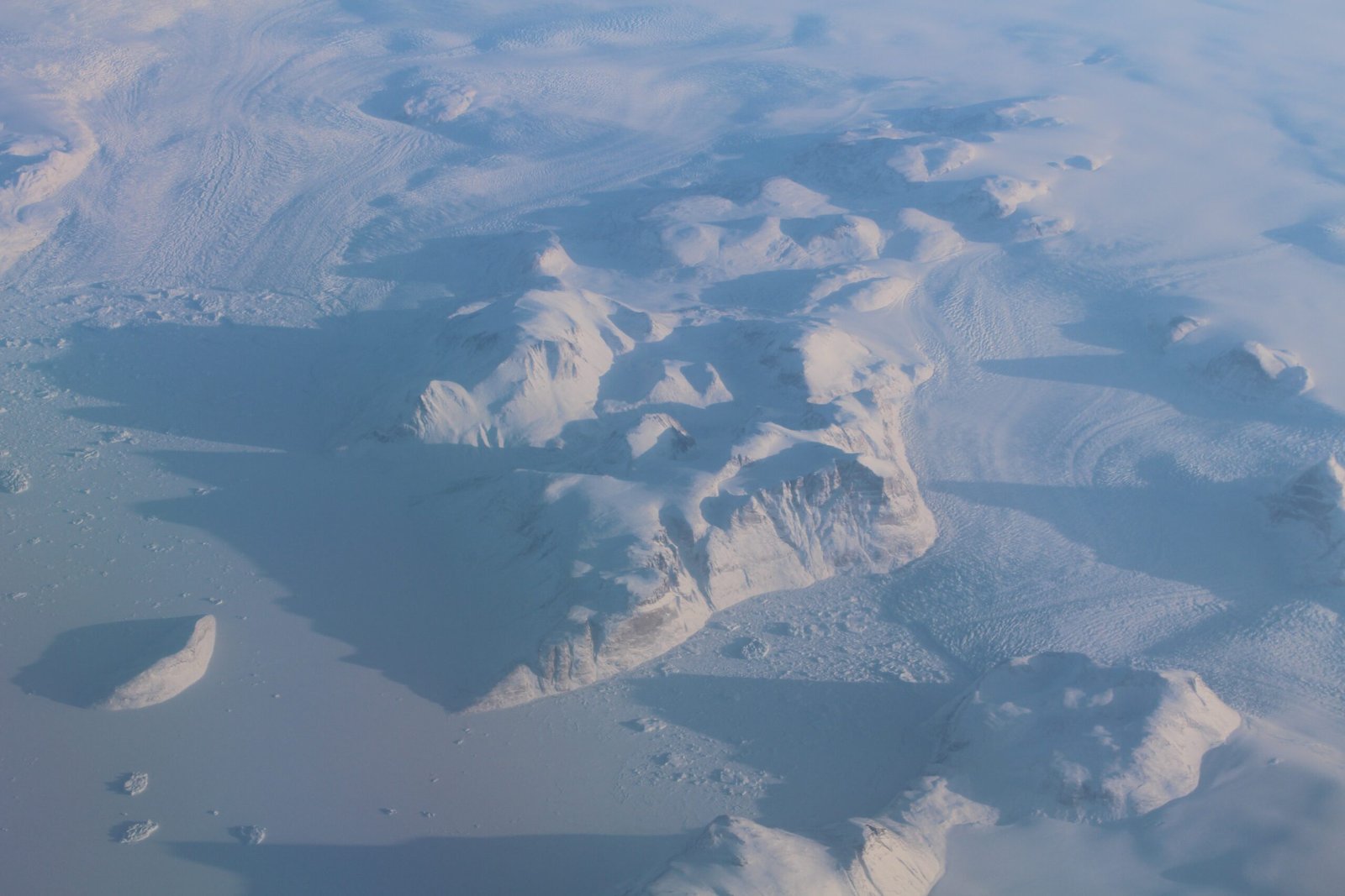The Challenge of Prediction: A New Frontier in Glaciology (image credits: wikimedia)