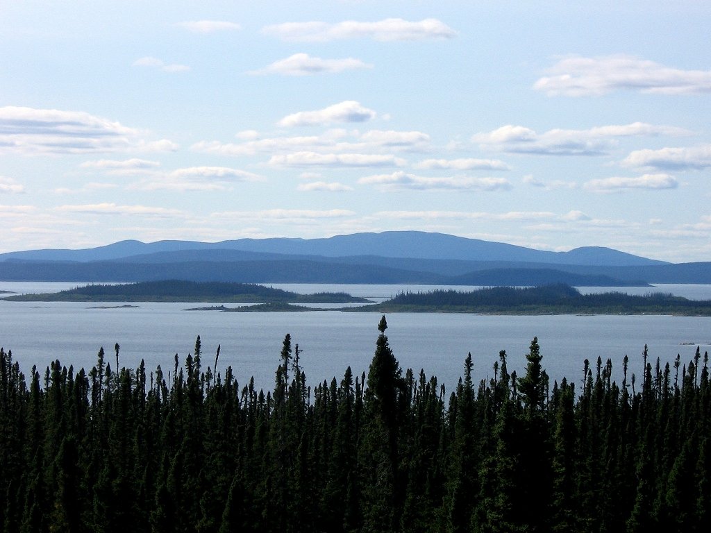 Exploring Manicouagan: Adventure Awaits (image credits: wikimedia)