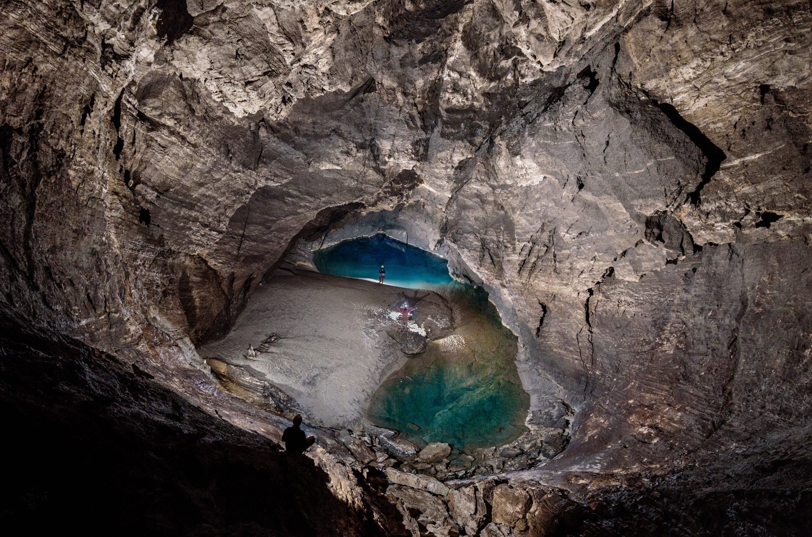 Caves and the Search for Extraterrestrial Life (image credits: wikimedia)