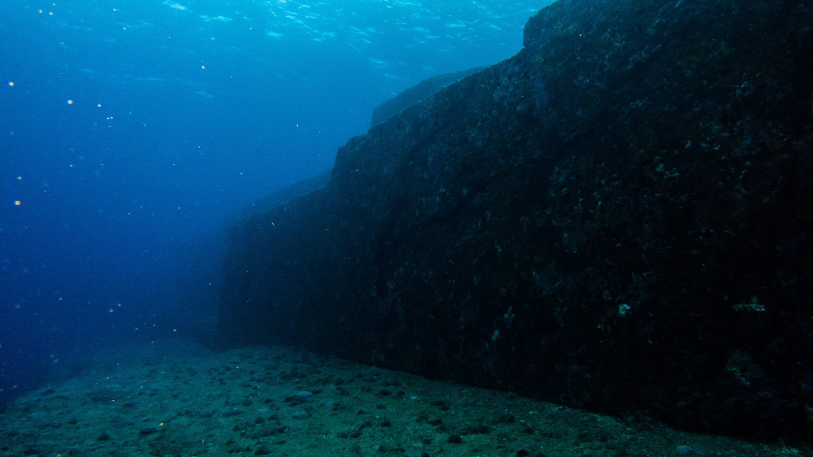 Comparisons to Atlantis: A Universal Myth? (image credits: wikimedia)