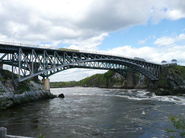 The River’s Whisper: A Call to Wonder (image credits: wikimedia)
