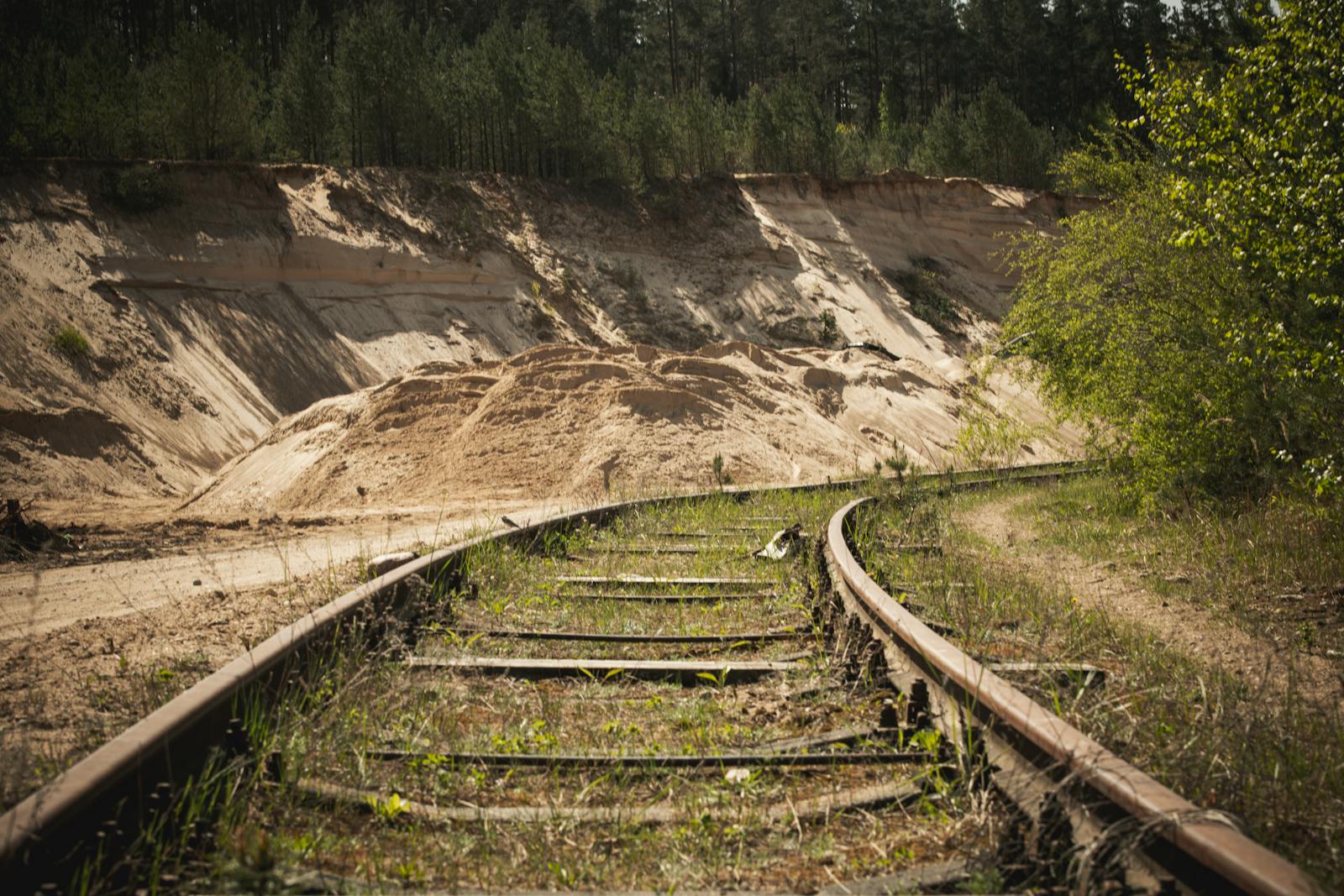 The Railroads to Nowhere: America’s Most Beautiful Forgotten Tracks