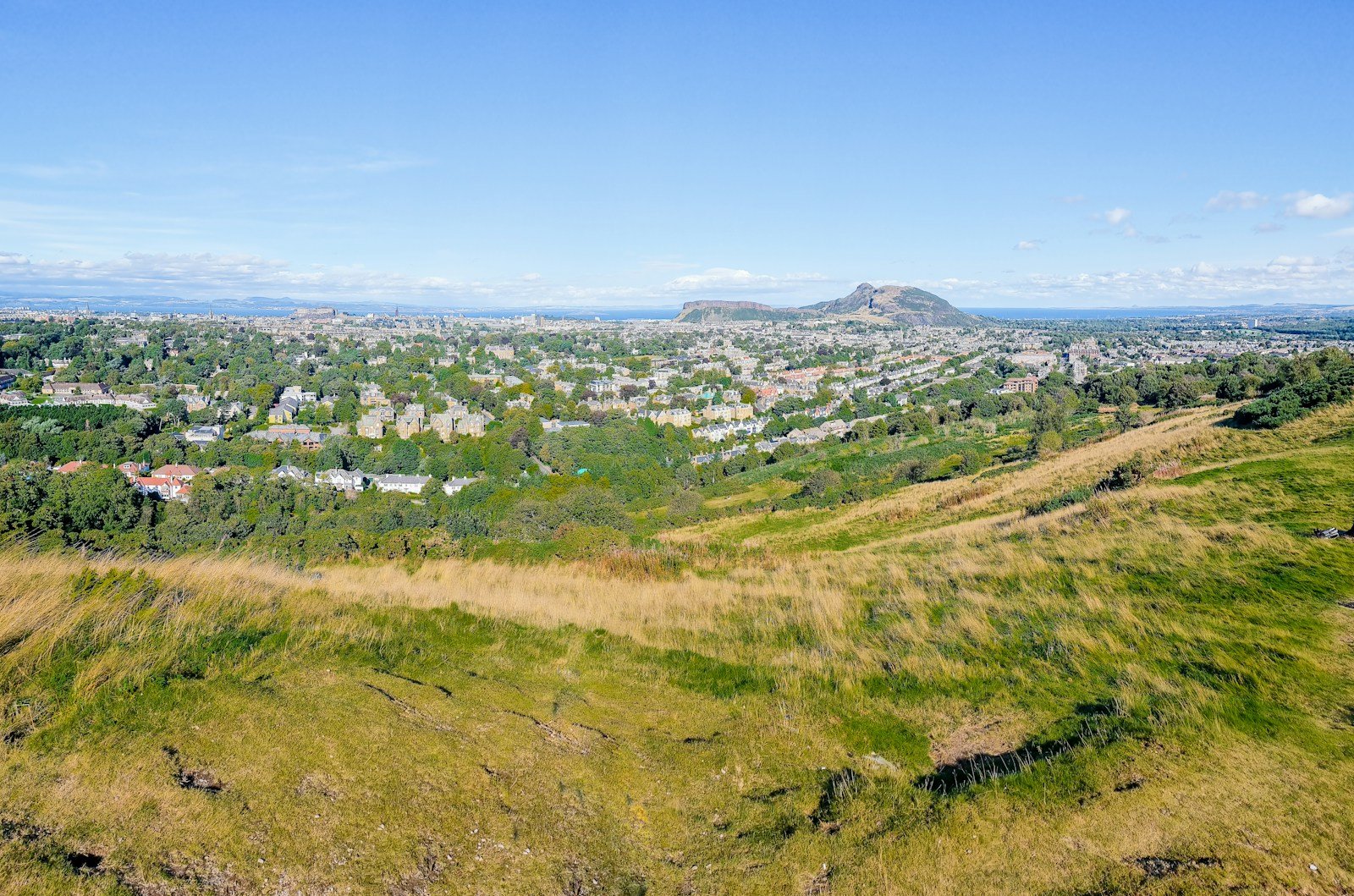 Edinburgh’s Volcano: The Ancient Fire Beneath Scotland’s Capital