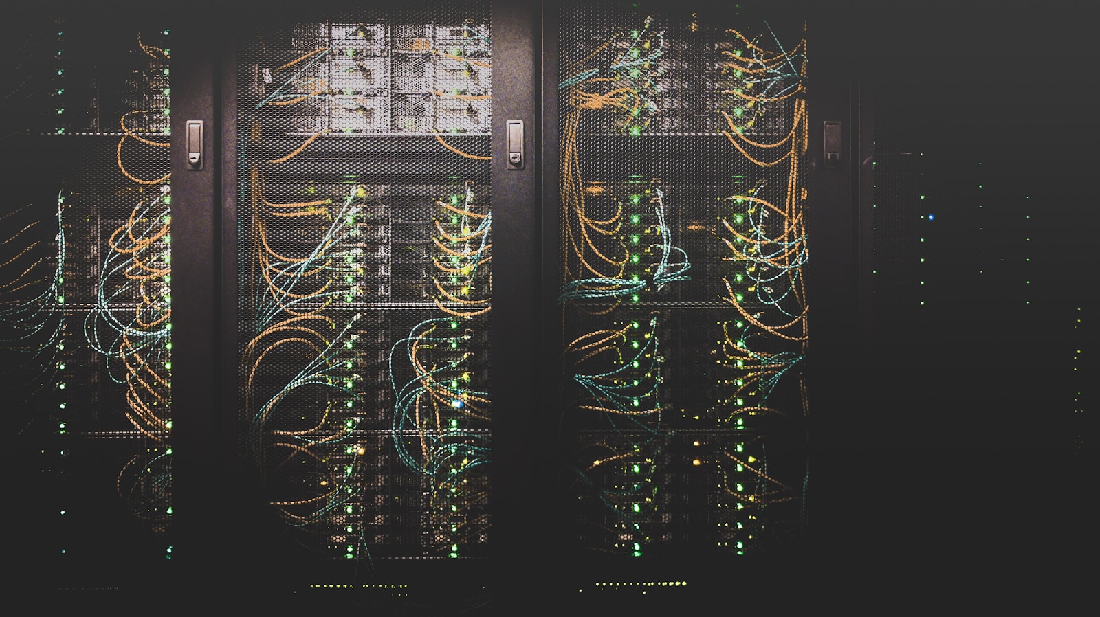 The Hidden Carbon Cost of AI: What It Takes to Train a Supercomputer Brain