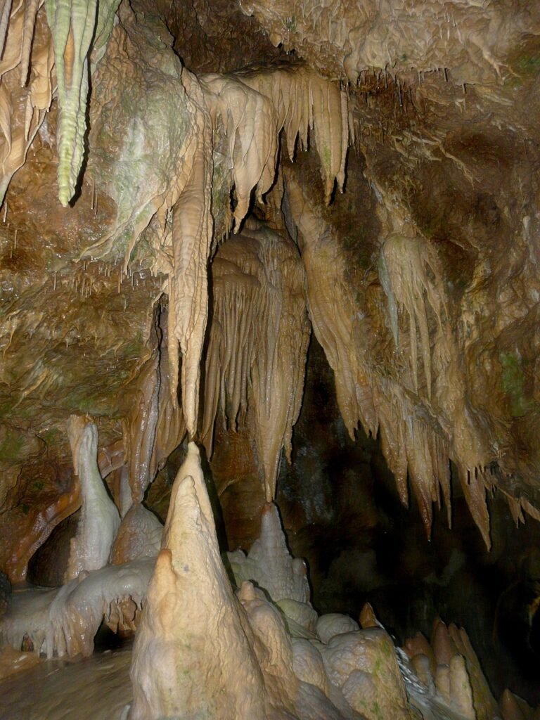 stalactite cave, cave exploration, stalagmites, stalactites, columns