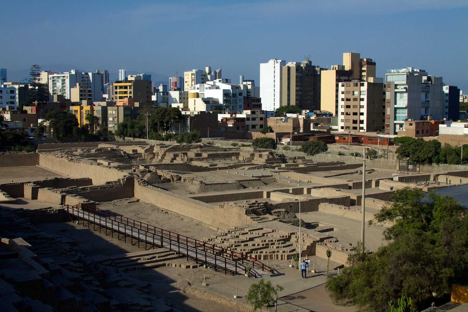 The Artistry of Ancient Lima (image credits: wikimedia)