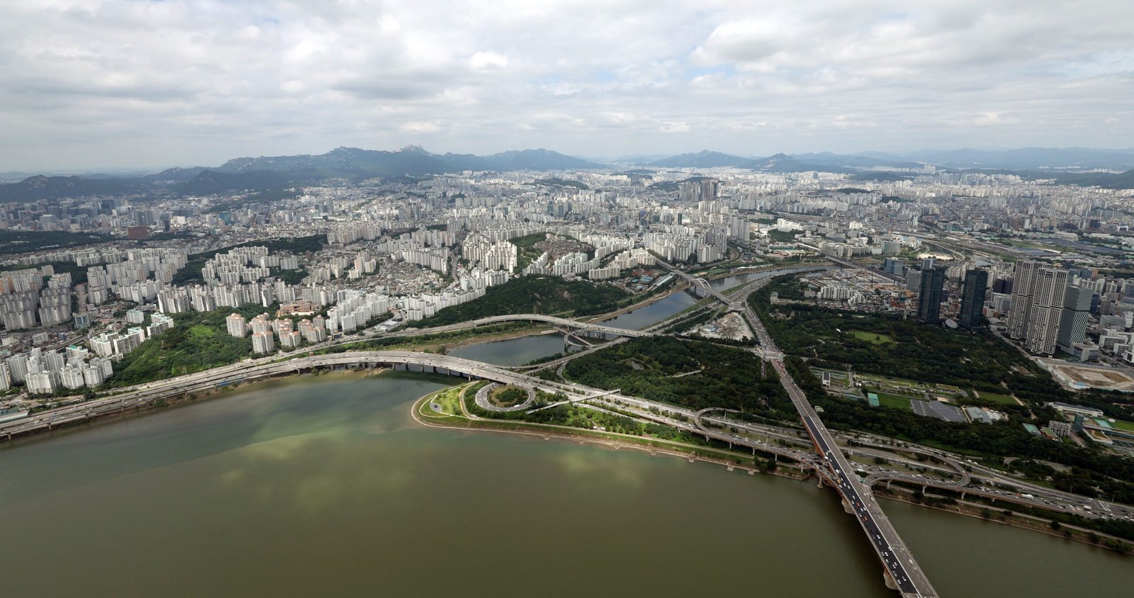The Role of the Han River (image credits: wikimedia)