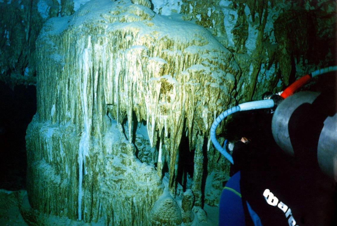 A Labyrinth Beneath the Jungle (image credits: wikimedia)
