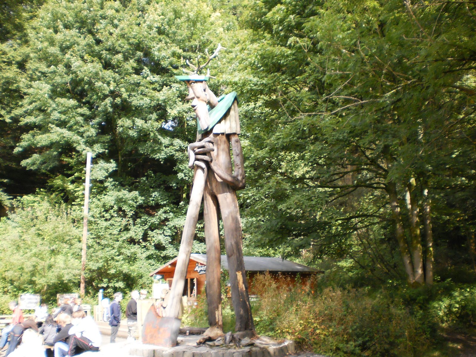 Economic Alternatives: Standing Against Exploitation (image credits: wikimedia)