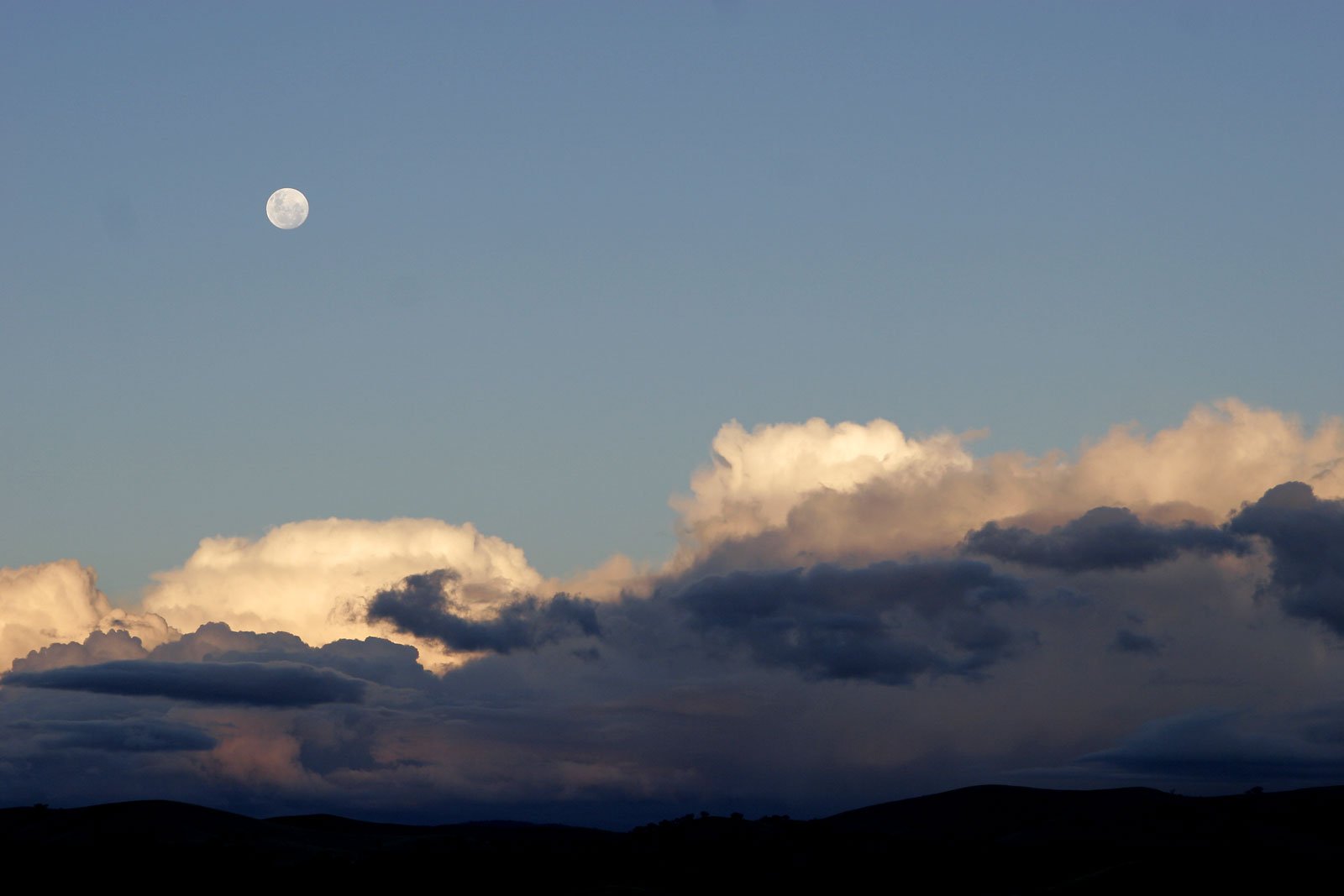The Moon’s Influence on Culture and Imagination (image credits: wikimedia)