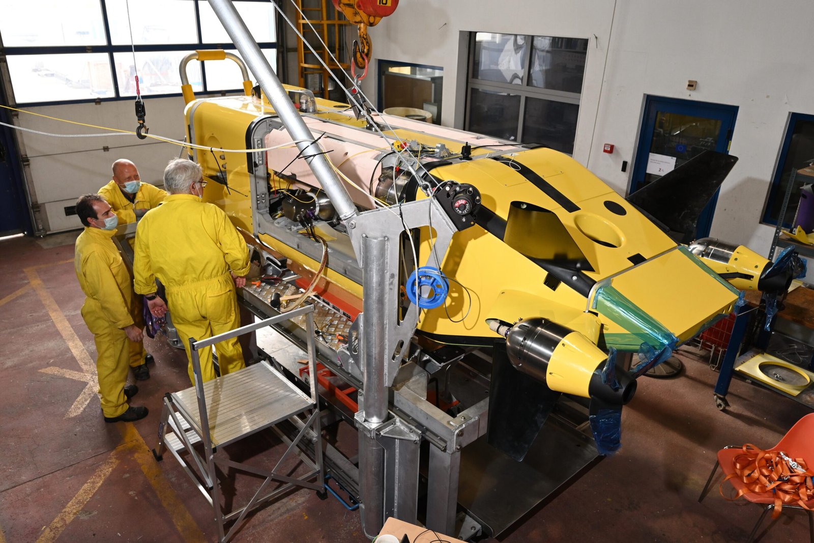 How Do Coral Restoration Robots Work? (image credits: wikimedia)