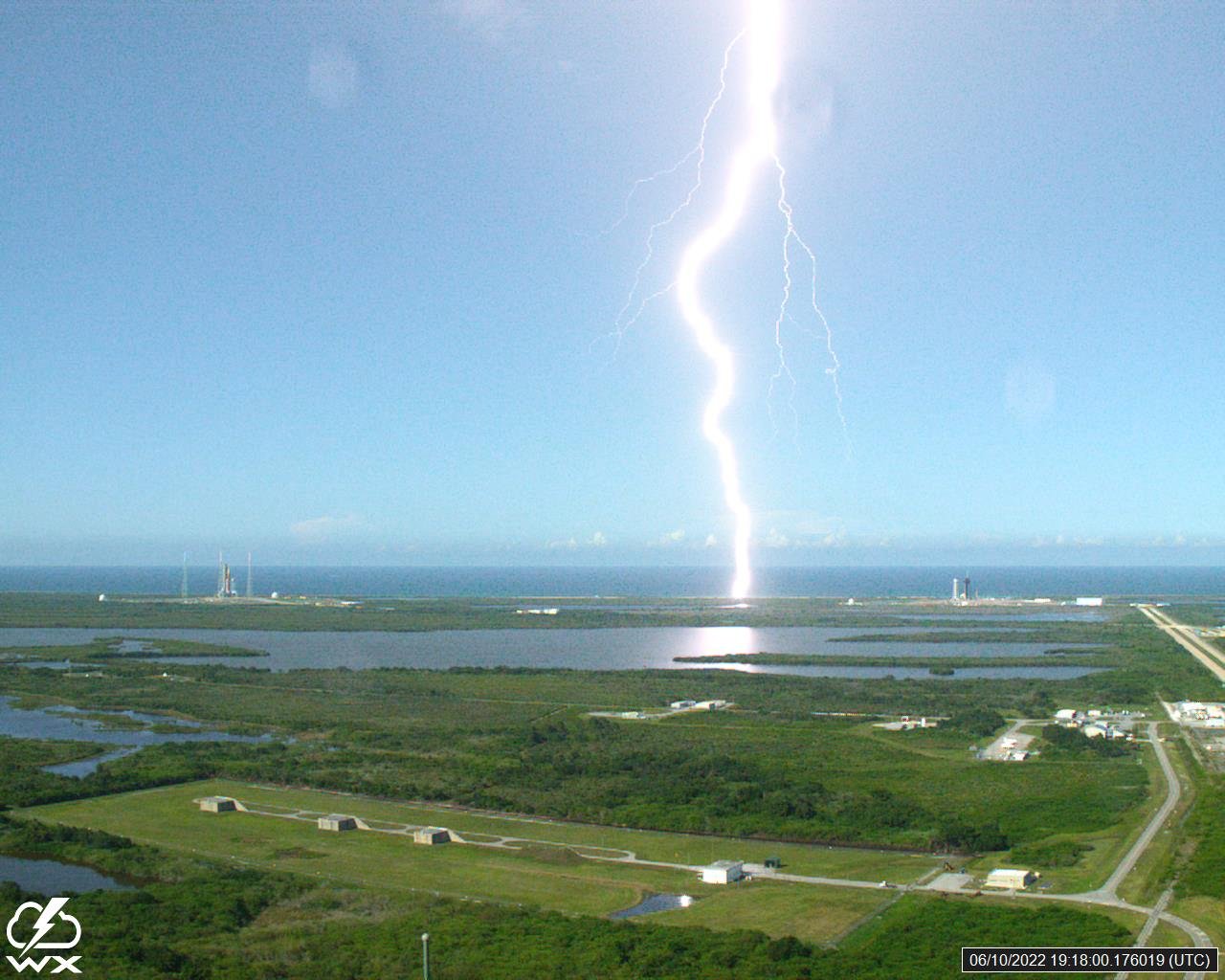 Could Lightning Help Spark Life on Mars? (image credits: wikimedia)