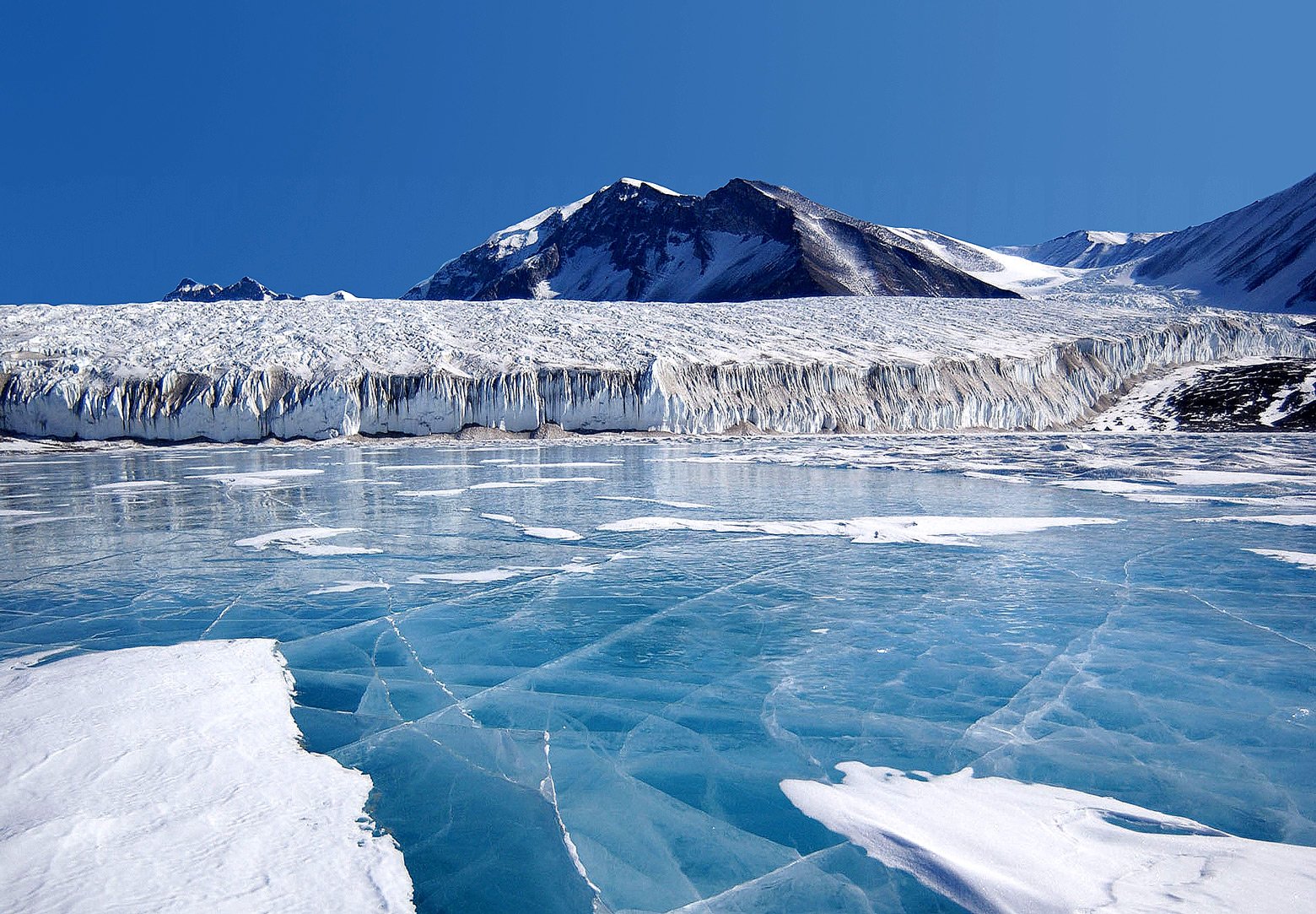 The Astonishing Discovery of Subglacial Lakes (image credits: wikimedia)