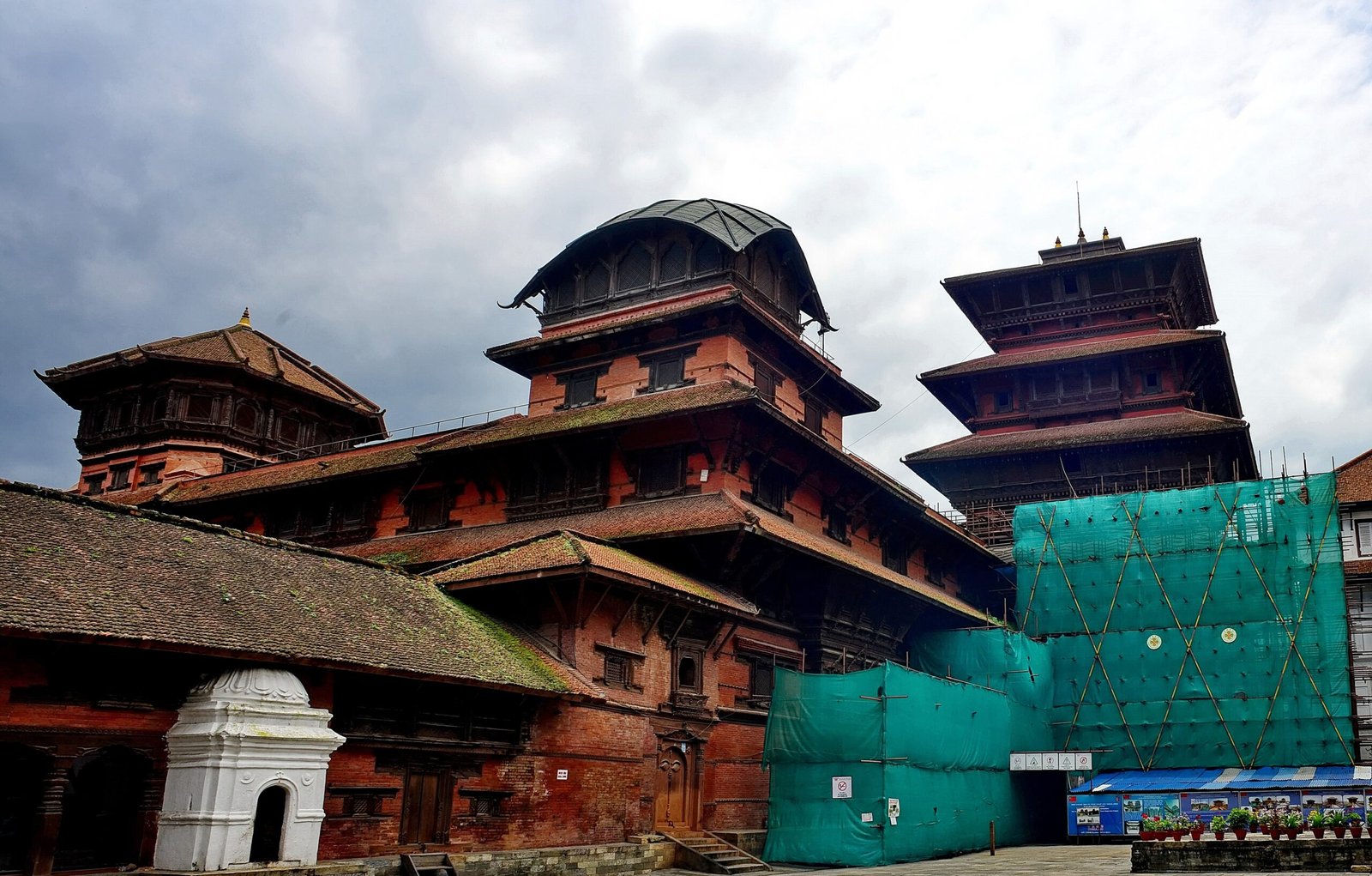 Community Rebuilding: Tradition and Innovation (image credits: wikimedia)