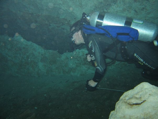 Florida’s Underwater Caves: A Case Study (image credits: wikimedia)