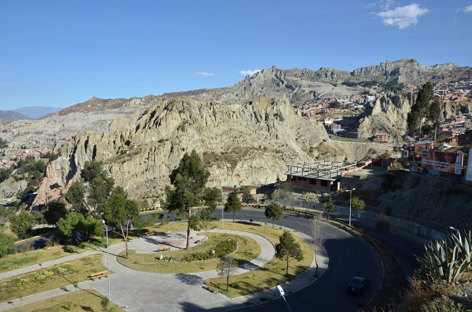La Paz: A City Perched in a Geological Wonder (image credits: wikimedia)