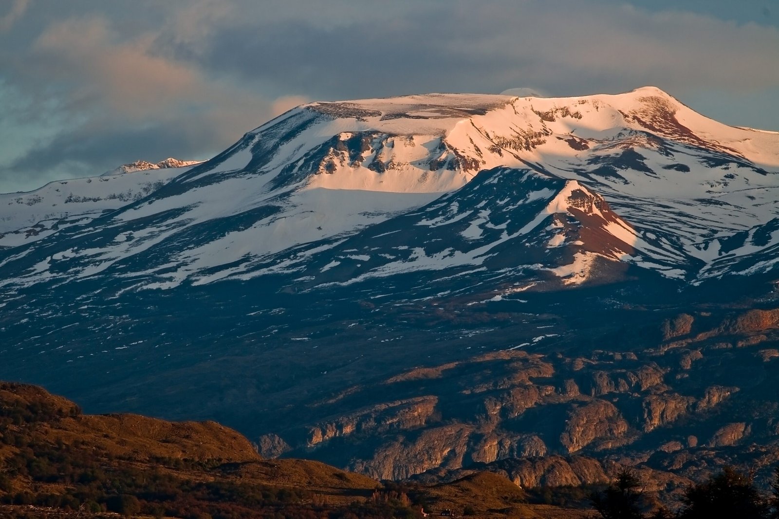 The Science of Uplift: Why the Andes Keep Growing (image credits: wikimedia)