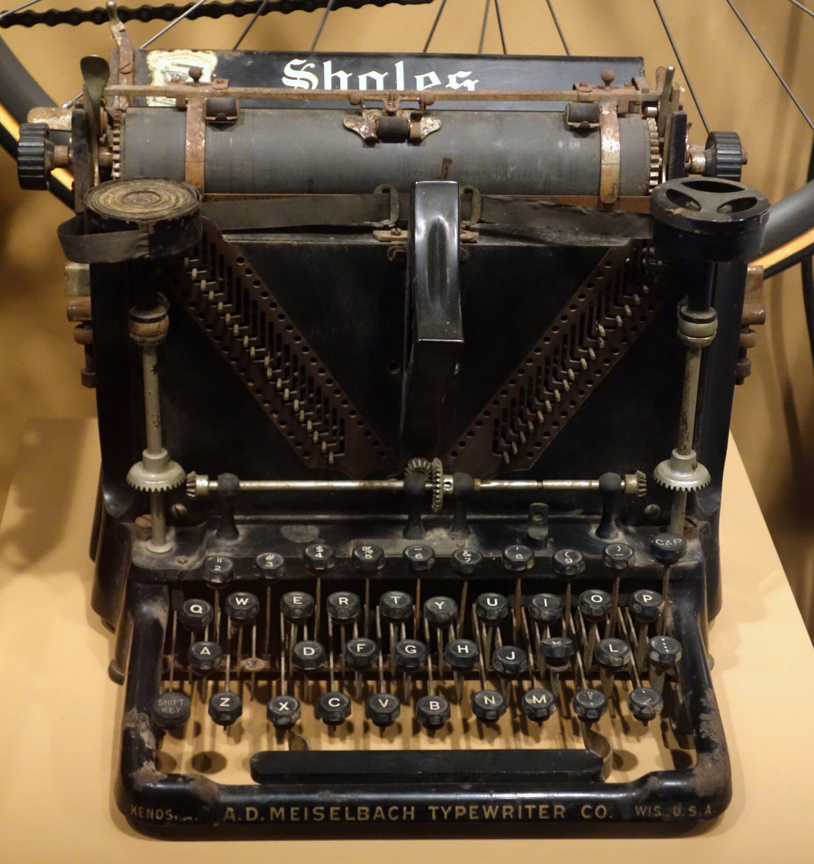The Allure of the New: Why We Forget the Old (image credits: wikimedia)