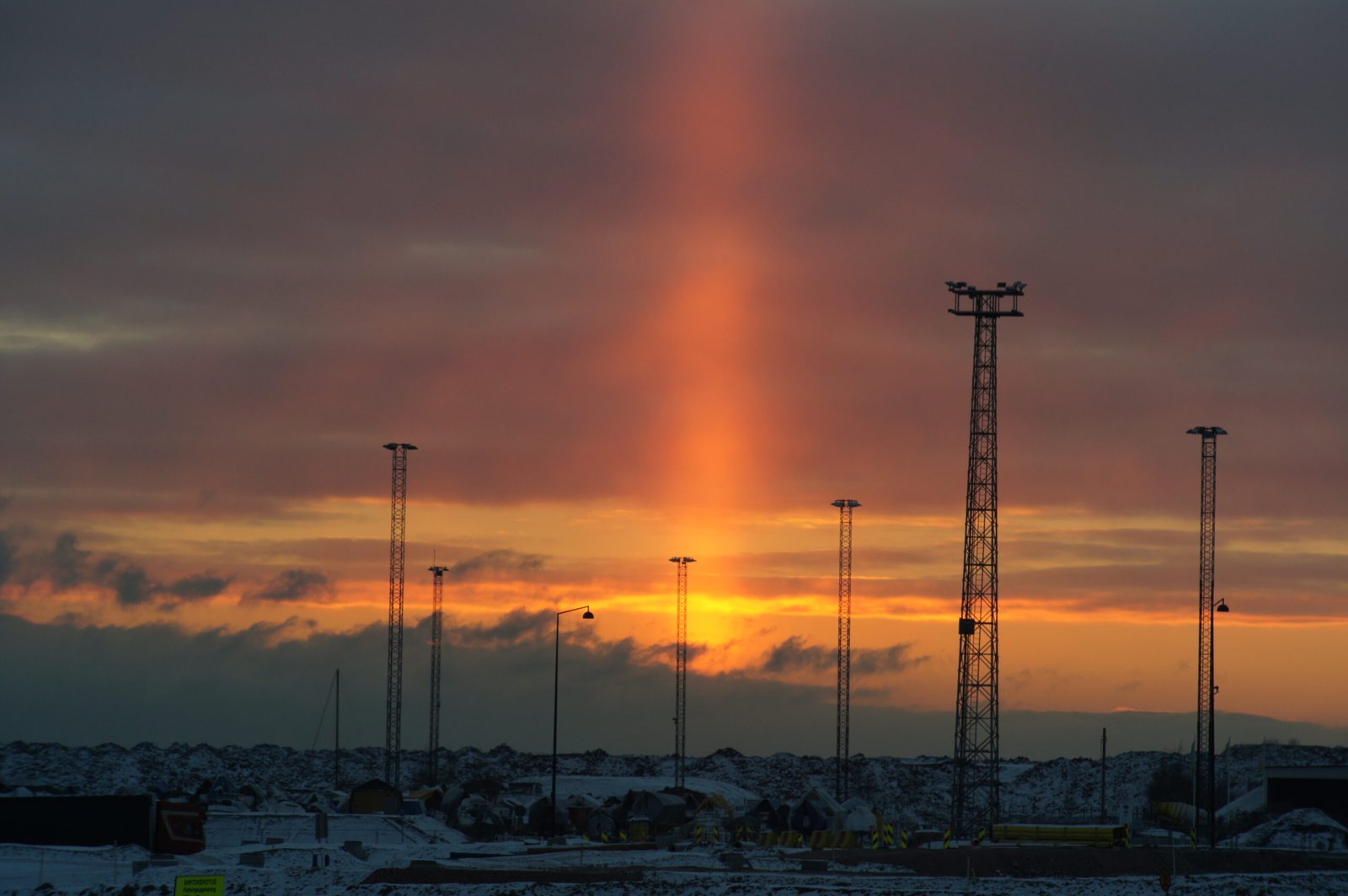 The Sun’s True Temperature and Its Color (image credits: wikimedia)