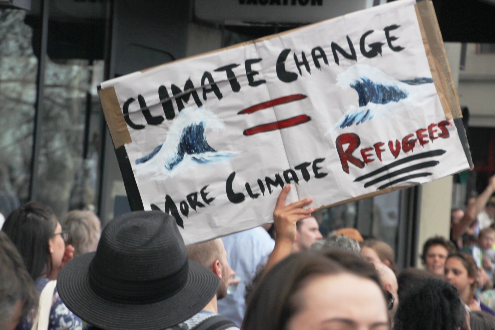 Climate Refugees: The Human Toll (image credits: wikimedia)