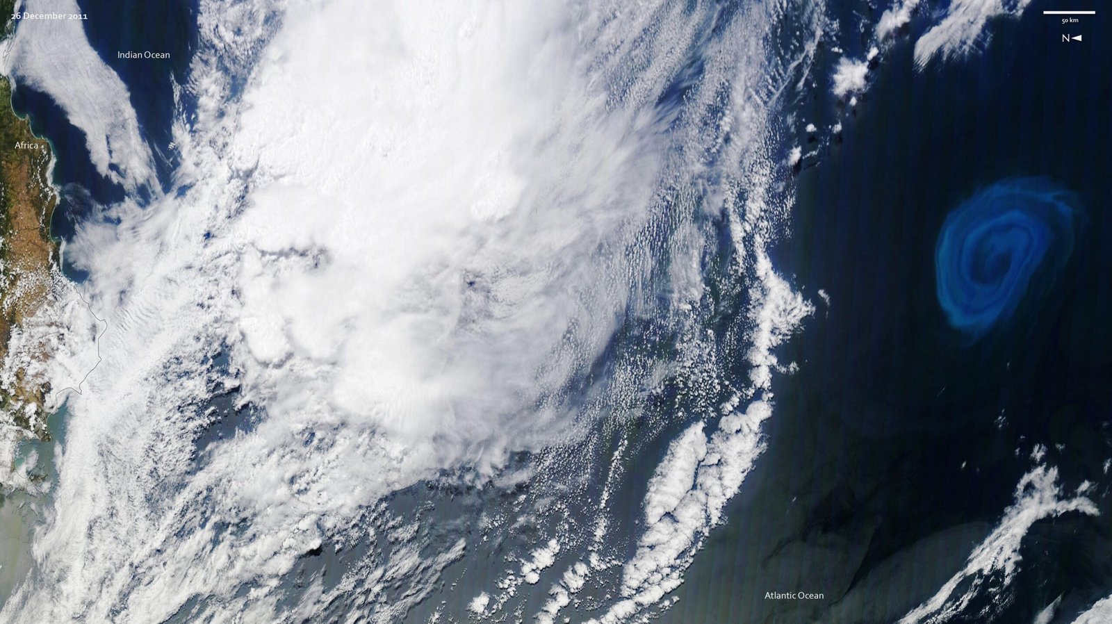 Fertilizing the World’s Oceans (image credits: wikimedia)