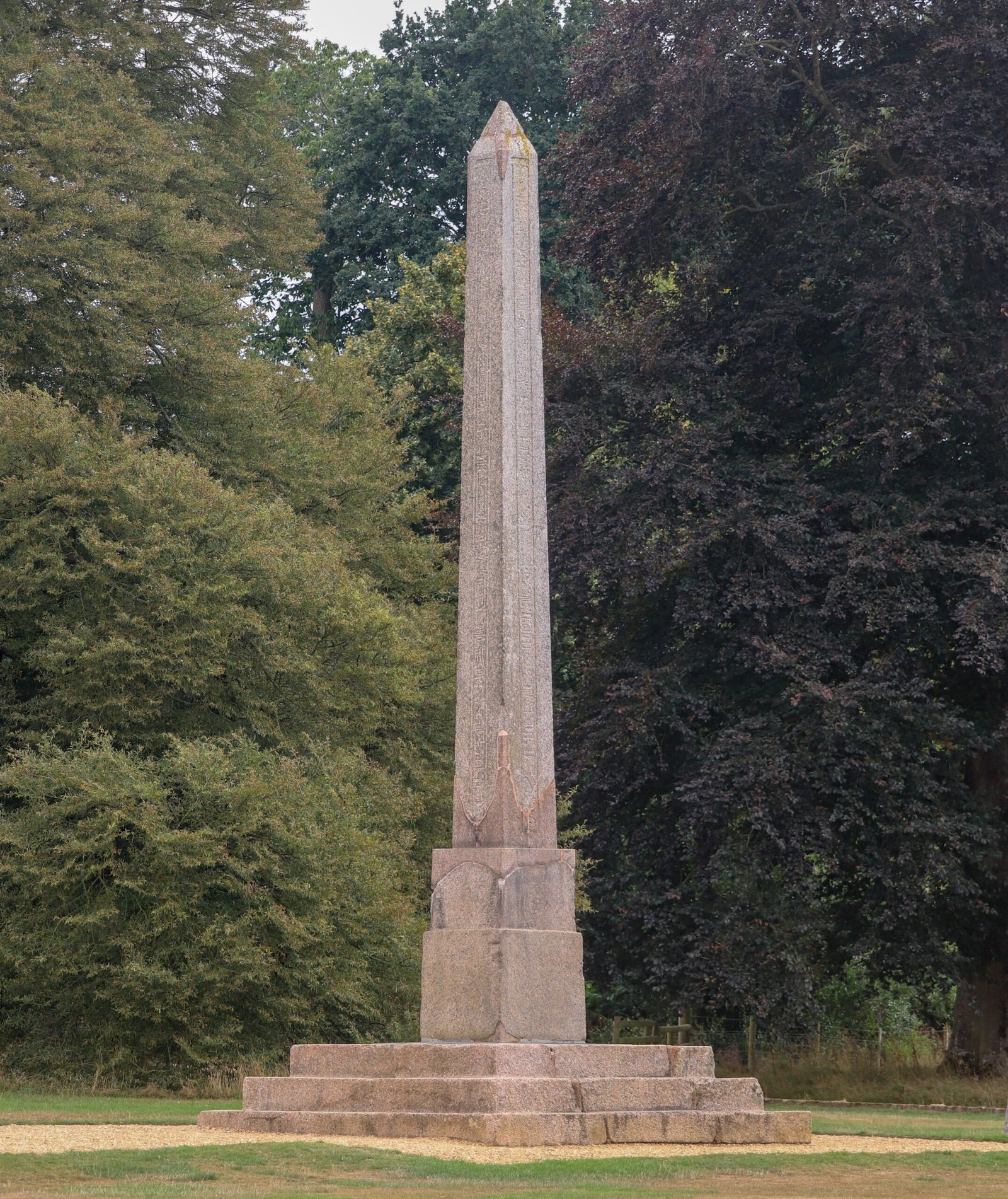 Egyptian Obelisks: Monoliths on the Move (image credits: wikimedia)