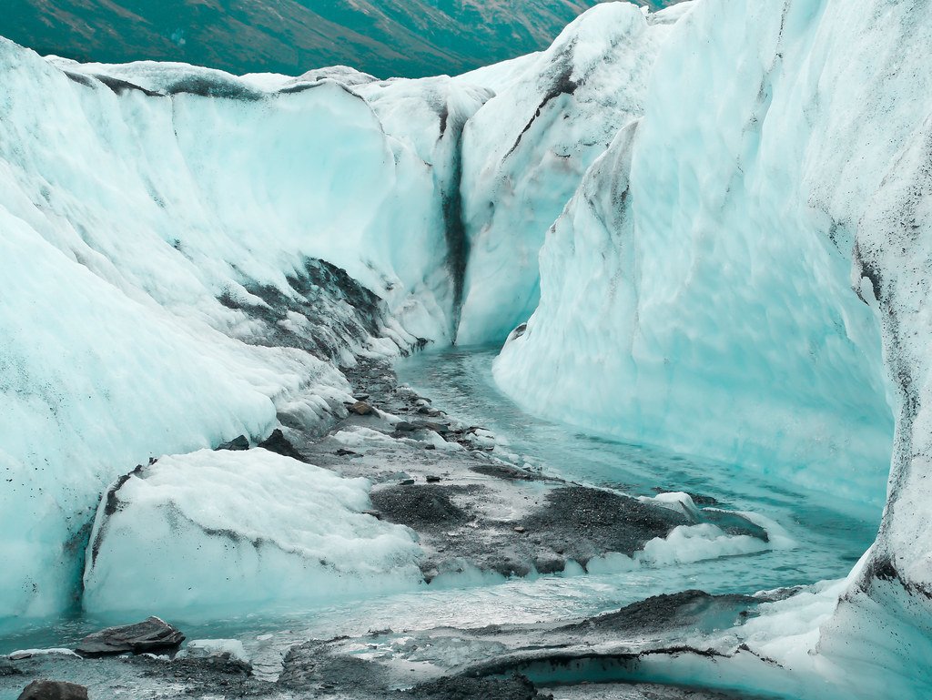 How Glaciers Shape Water Chemistry Worldwide (image credits: flickr)