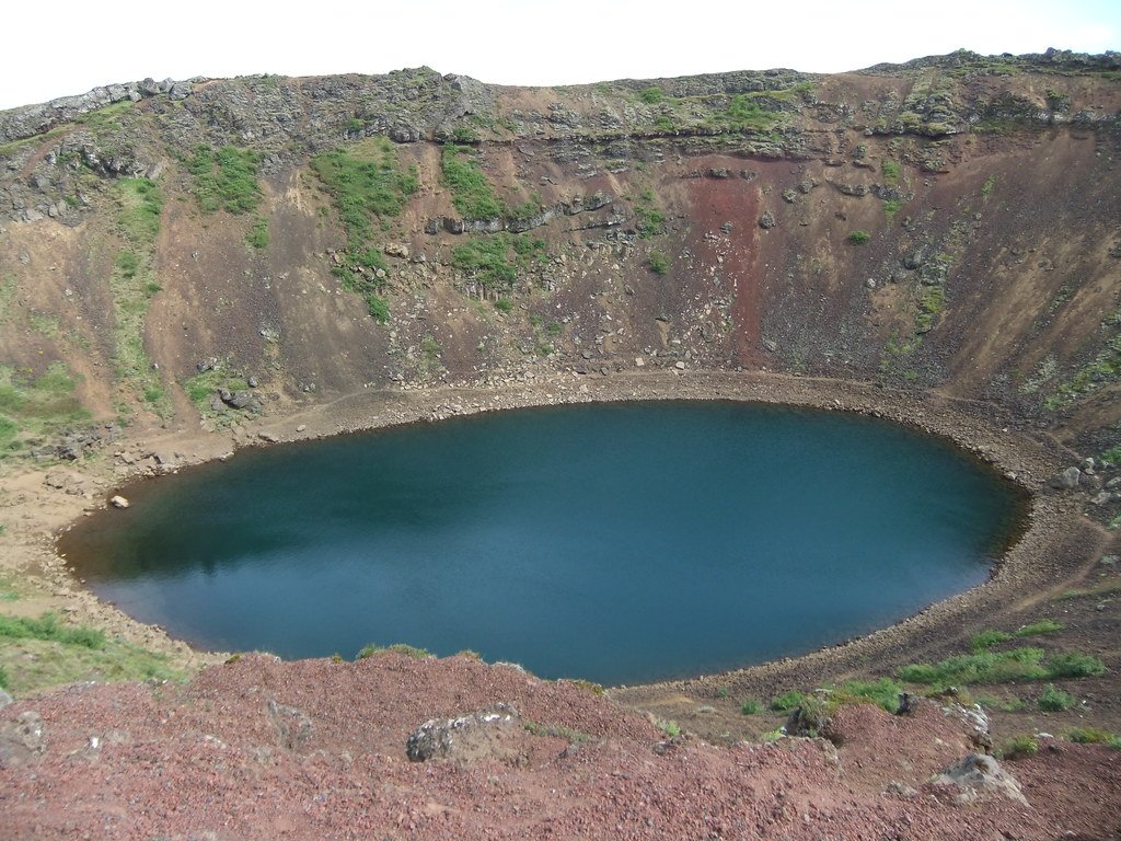 Tuff Rings and Explosion Craters: Nature’s Sculptors (image credits: flickr)