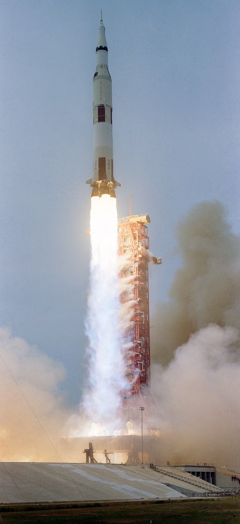 Apollo 13's Weightless Authenticity Sets the Gold Standard (image credits: flickr)