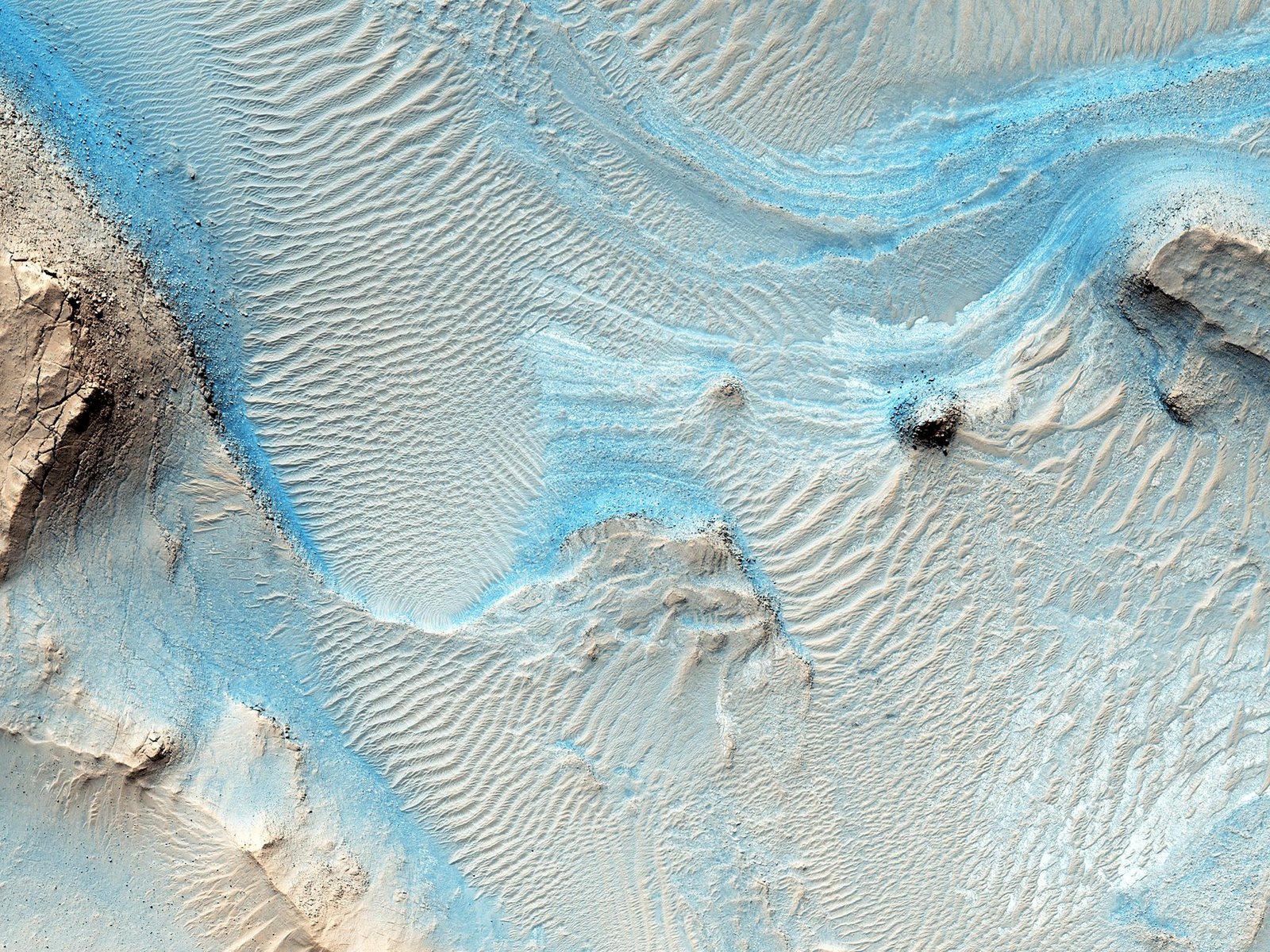 What Martian Meteorites Reveal About Water (image credits: wikimedia)